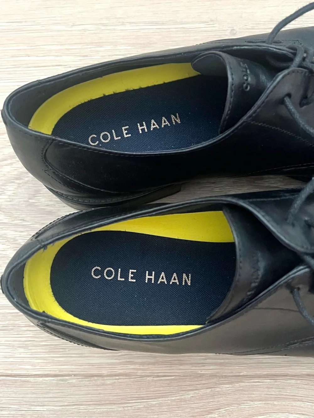 Cole Haan Hawthorne Men's Size 12 M Black Leather Plain Toe Dress Shoes C32351